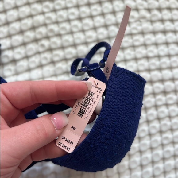 Victoria Secret Push up Bra - Picture 2 of 2